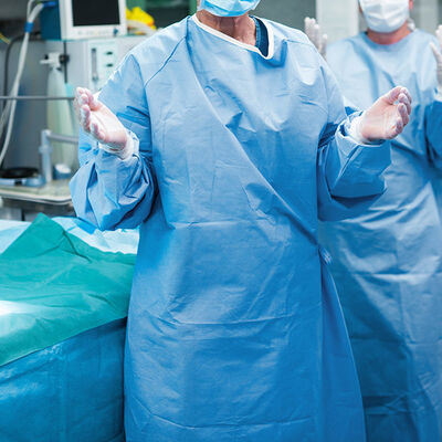 Good price SMMS Blue TG011R-r Disposable Surgical Gown Sterile Reinforced with Elastic Knitted Cuff Suitable for Medical Procedures CE Certification online