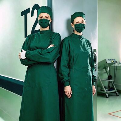 Buen precio Bata Quirúrgica Sellada por Ultrasonido, Lavable y Transpirable para Uso Hospitalario - Bata Médica Reutilizable en línea